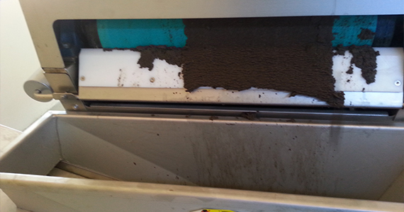 Sludge dewatering - drip free wet cake